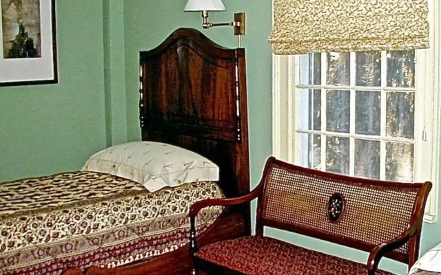 Millbrook Country House Bed & Breakfast