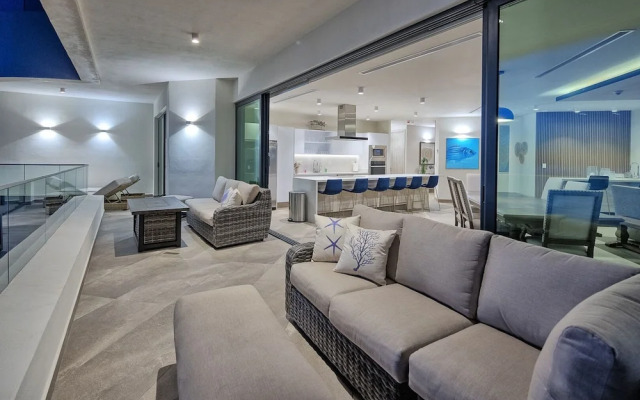 Luxury New Oceanfront Condo 5BR Sleeps 12