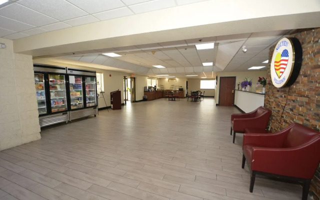 Golden Hotel and Conference Centre