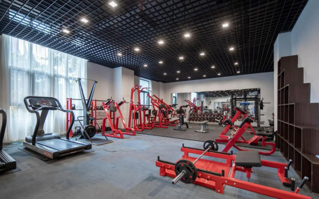 Holiday Inn Express Shanghai New Jinqiao by IHG