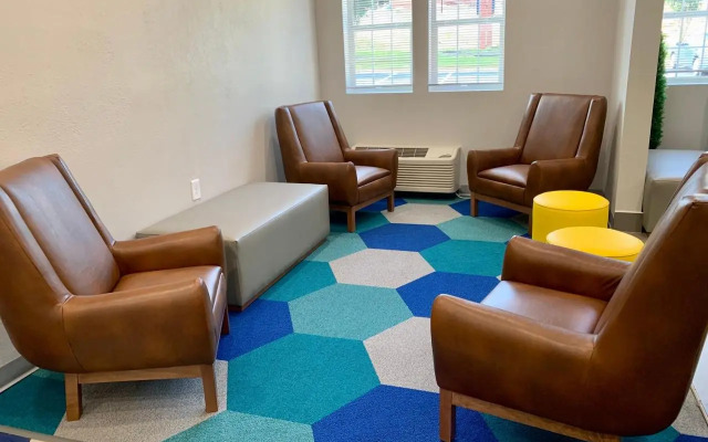 Microtel Inn & Suites by Wyndham Stockbridge/Atlanta I-75