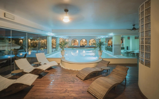Admiral Hotel Villa Erme