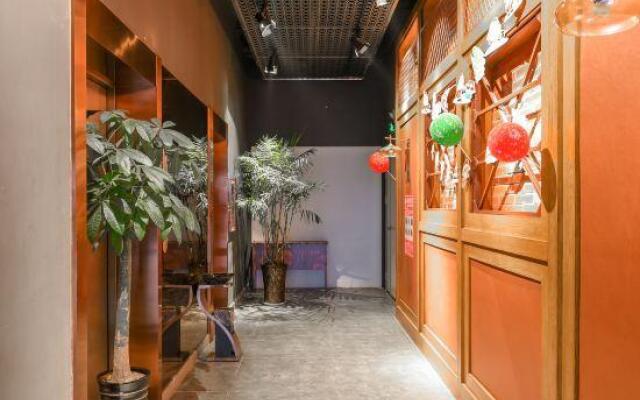 James Joyce Coffetel Hefei South High Speed Railway Station