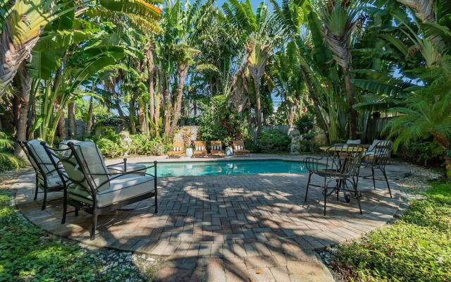 The Palms Cottage Private Pool, Downtown, Beach, The Square
