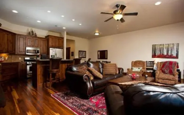 Crimson Cliffs Unit 5