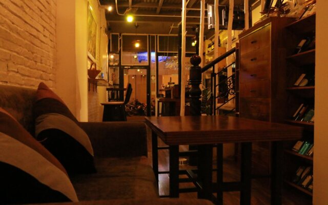 Sofia House Hostel and Bar