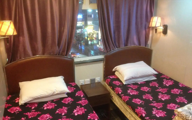 Lis Chain Hostel