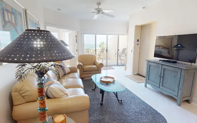 Desoto Beach Club 304