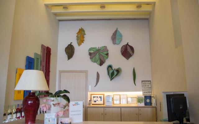 Palm Beach Hotel Apartments