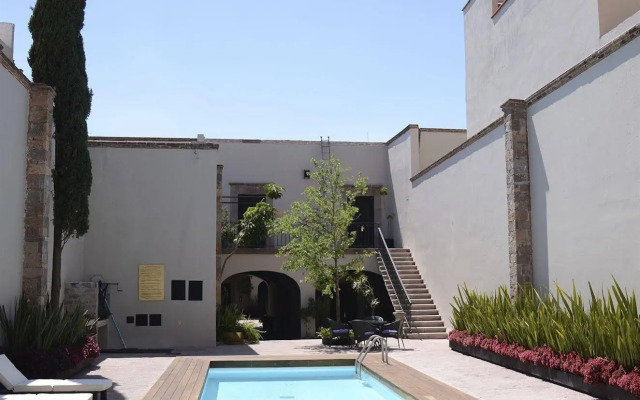 Mesón de Santa Rosa Luxury Hotel