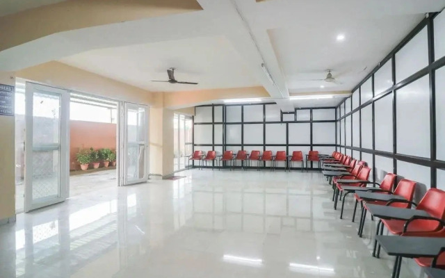 Jhanvi Yoga Dham by OYO Rooms