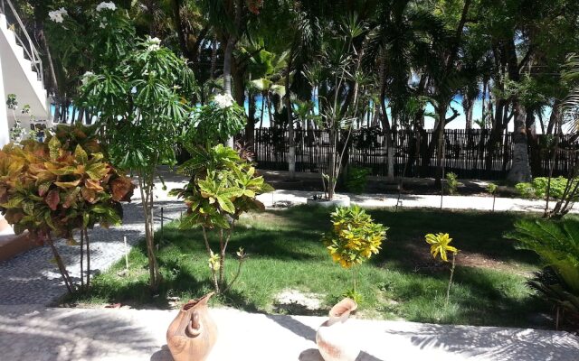 El Paraiso Perdido Beach Hotel