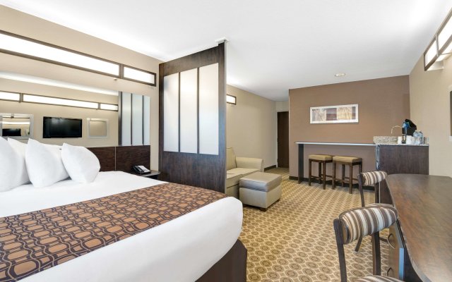 Microtel Inn & Suites by Wyndham Williston