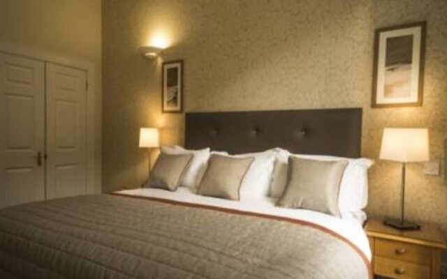 Royal Garden Apartments New Town