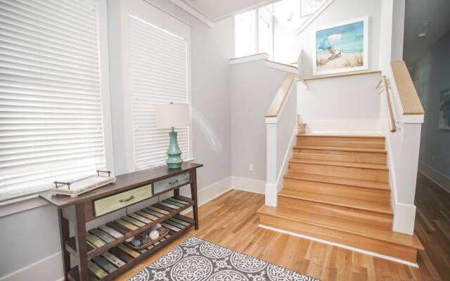 Frangista by Panhandle Getaways