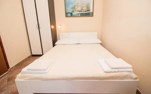 Apartments Divna