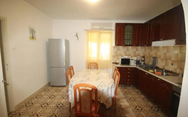 Apartment Saric