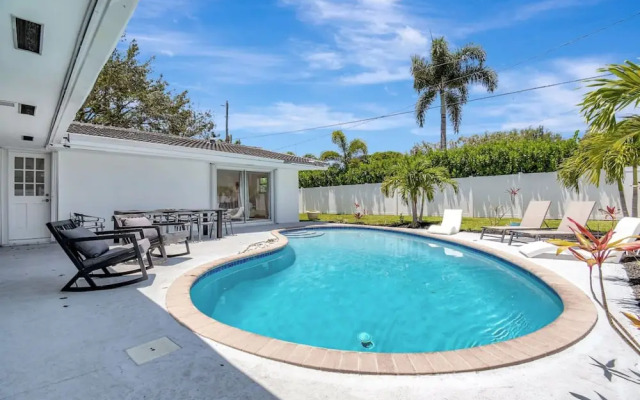 Florence Villa Heated Pool