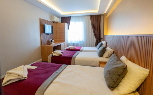 Hotel Diana