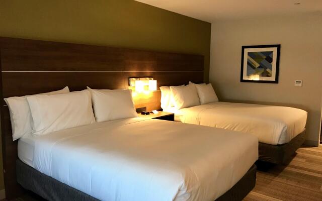 Holiday Inn Express Hotel and Suites Pasadena-Colorado Blvd, an IHG Hotel