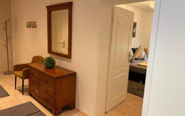 3-Room Karl-Heine