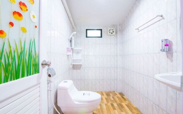 Mountain Field Pool Villa Cha-am