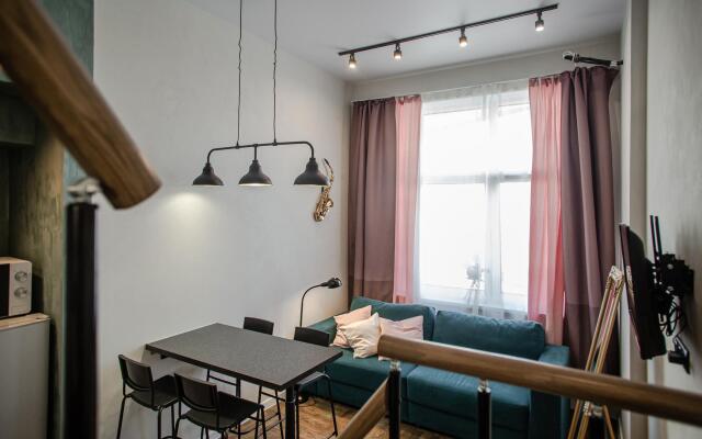 ElenaSweetHome duplex apartments near Moscow shopping center and Sadovod