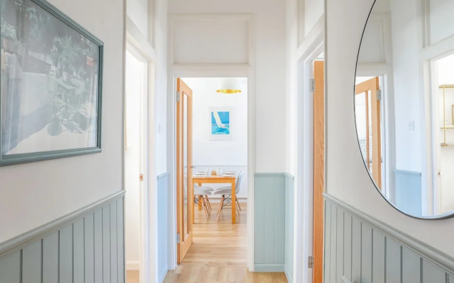 4 Glenthorne House