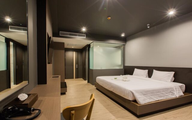 Maya Phuket Airport Hotel