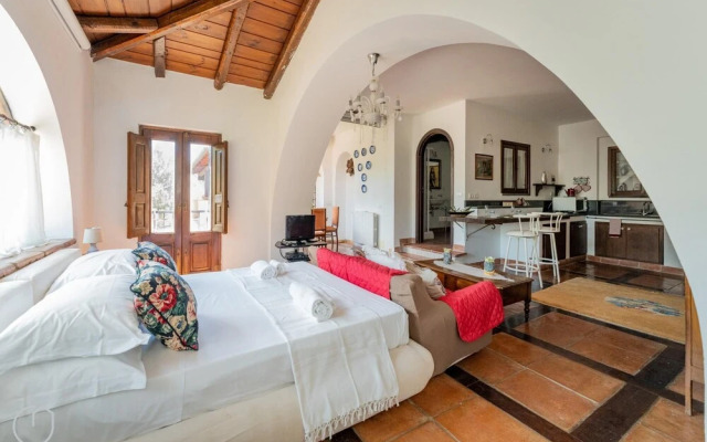 Italianway - Menadel - Casa del Leone