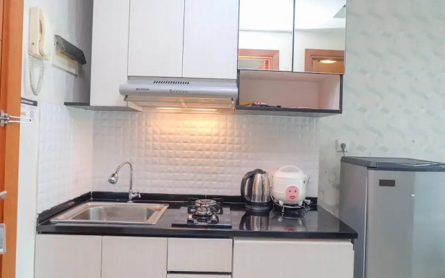 Comfort And Elegant 2Br At Woodland Park Residence Apartment