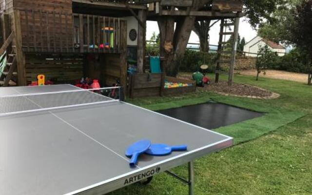 Rew Farm Country & Equestrian Accommodation