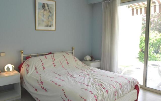 Appartement Juan les Pins, 2 pièces, 4 personnes - FR-1-252-109