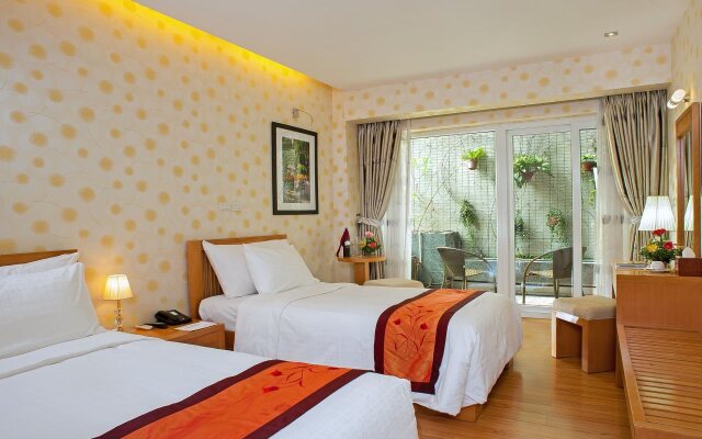Tam Hotel