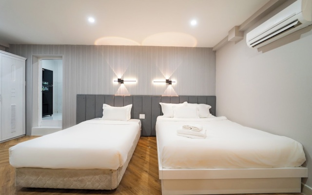Golden Suites Saigon – Guest Rooms – Ho Chi Minh City