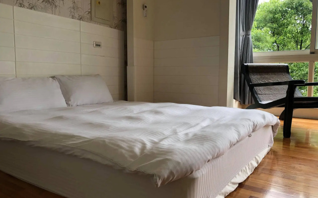 Sanyi Happiness B&B