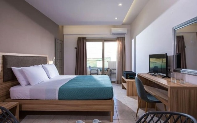 Thania Seaside Smotel - Adults Only