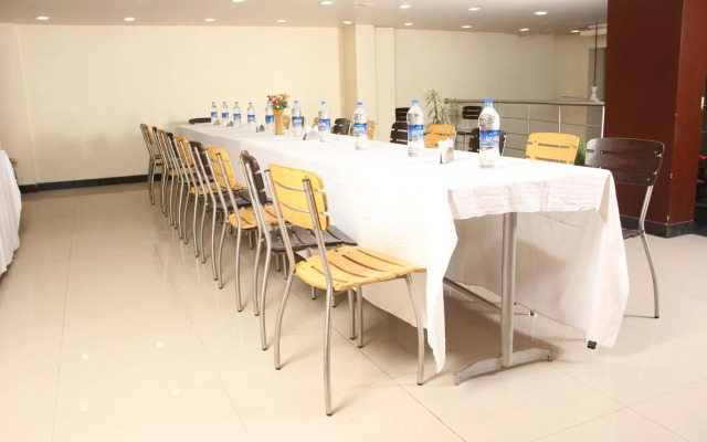 OYO Rooms Railway Station Bazar