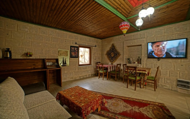 Tribal Cave Hotel