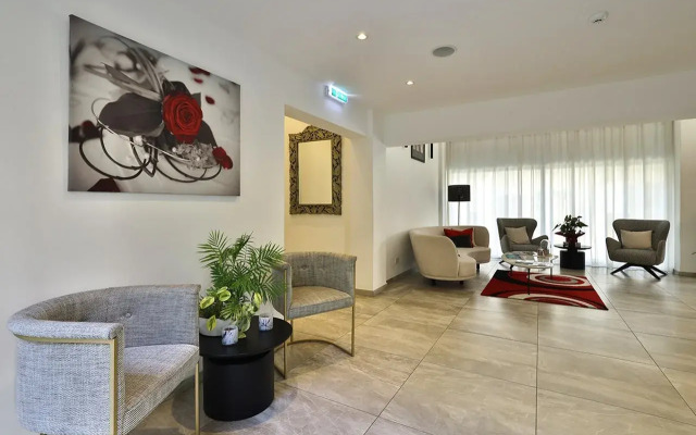 Roseum Boutique Hotel