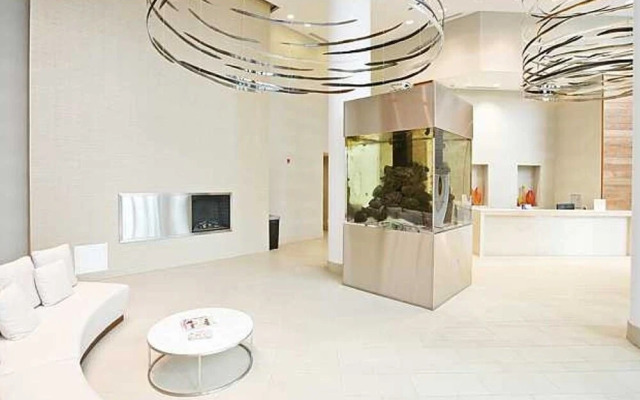 New Luxury Condo-Lake Shore View-Parking