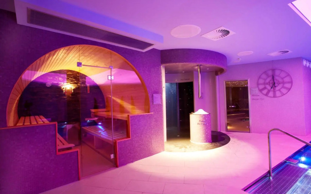 Grand Plaza Hotel & Wellness
