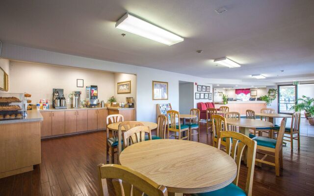 University Inn Fresno