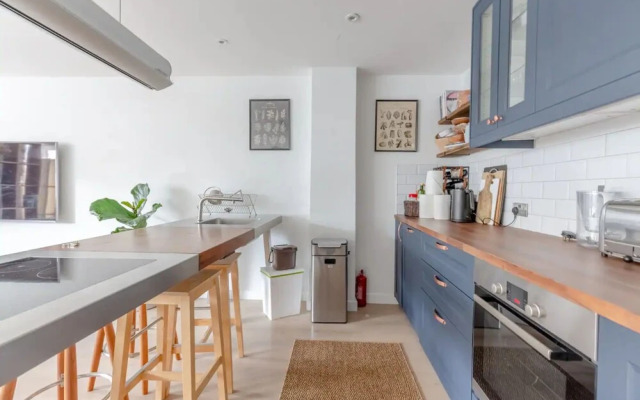 Contemporary 2 Bedroom Apartment in Bermondsey