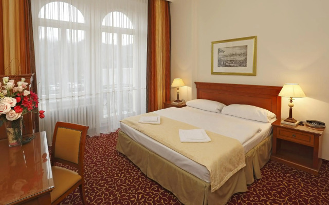 Hotel Romania