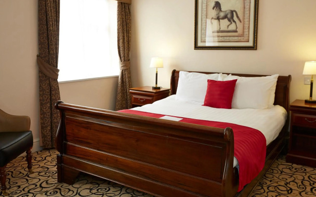 Red Lion Hotel by Greene King Inns