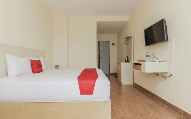 RedDoorz Plus near Jembatan Musi II Palembang