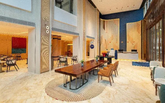 Holiday Inn Express Kunming Railway Station