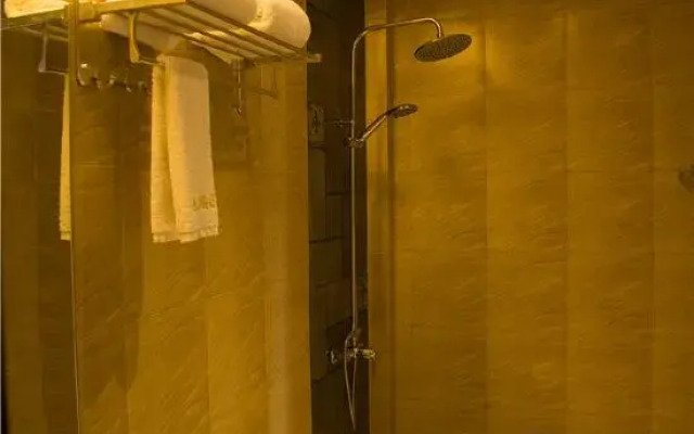 Sunshine Courtyard Inn (Jianshui Ancient City Branch)
