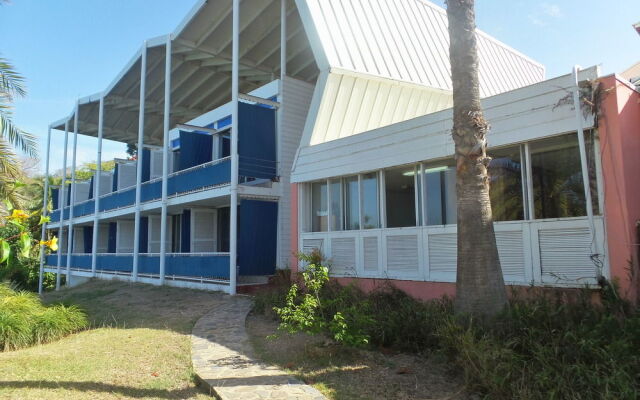 Blue Haven Hotel